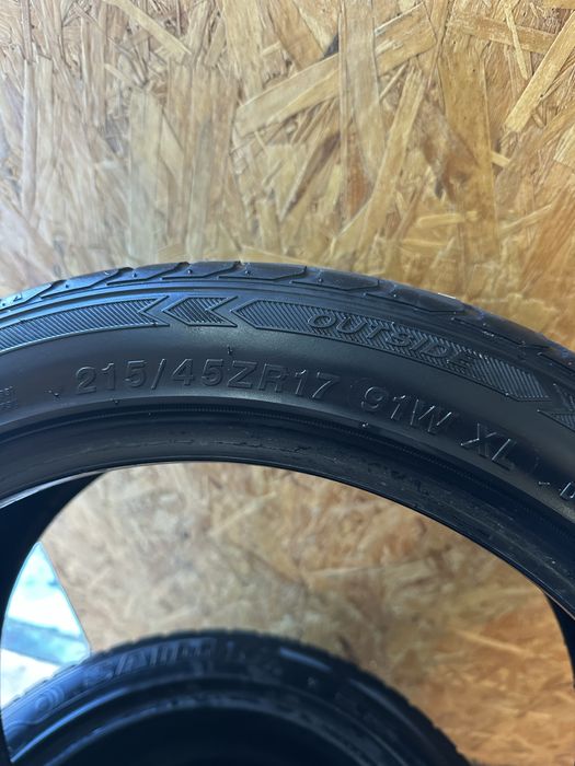 Резина 215/45/17