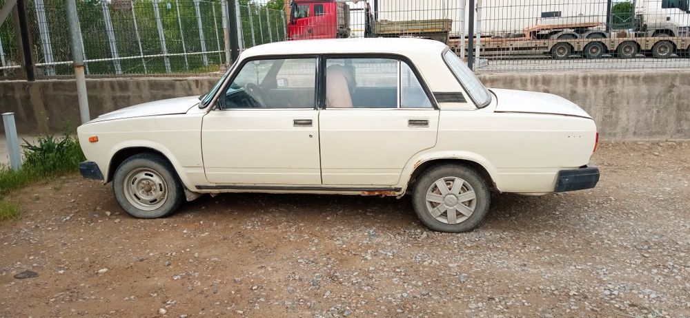 VAZ 2107 1989 — 2
