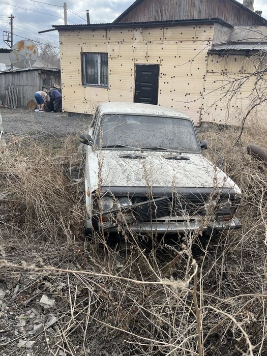 Продаю машину хорошую