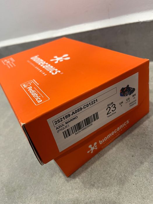 Сандали Biomecanics, номер 23