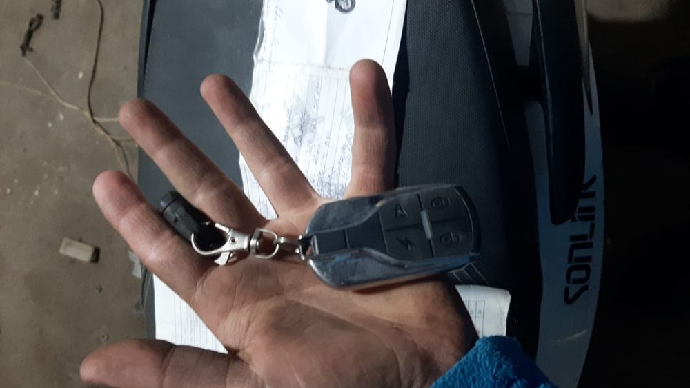 Продам м8 пробег 1654