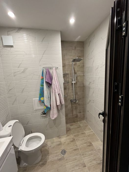 Дава се под наем Тристаен апартамент в Самоков - 100 кв.м за 459 € - Снимка #5