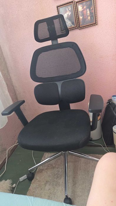 Scaun negru birou