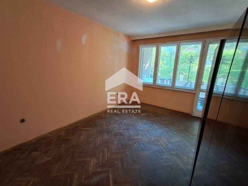 Дава се под наем Двустаен апартамент в Варна, Лятно кино Тракия - 47 кв.м за 332 € - Снимка #9