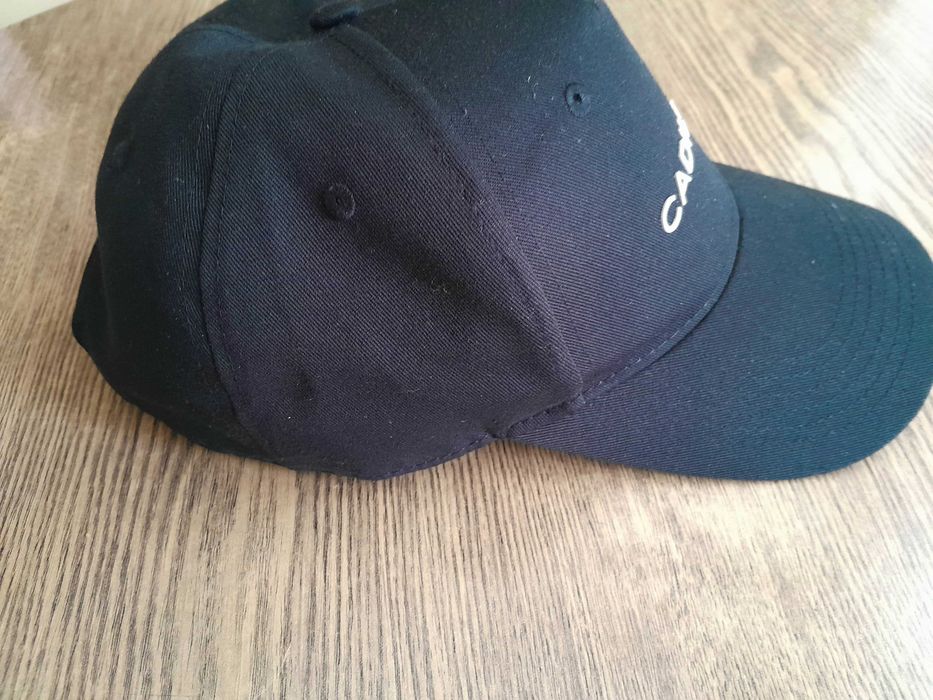 Шапки Scuderia Ferrari, Cadillac