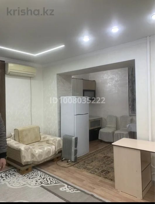 Сдам 2 х  в центре города. Срочно!