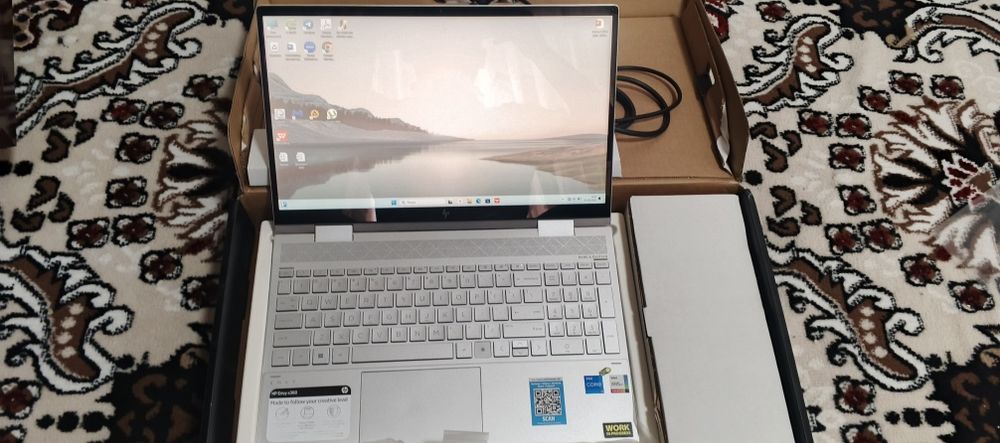 HP Envy 8/256SSD