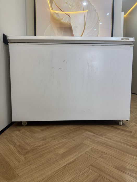 Продам морозильник