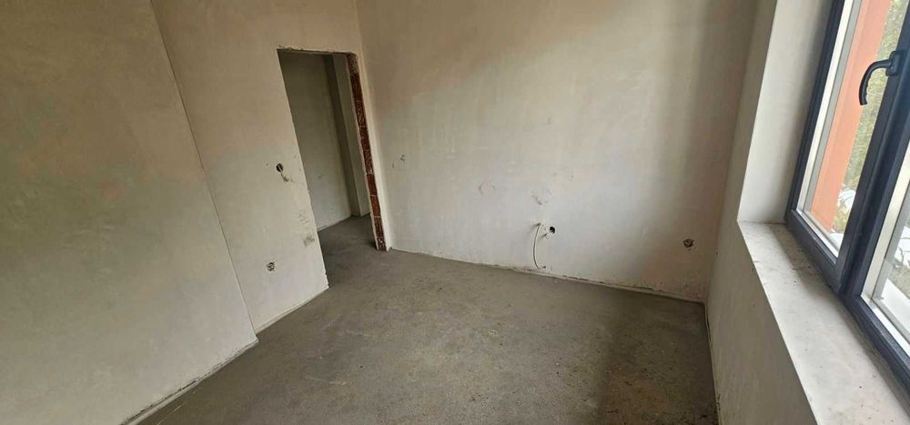 Продава се Тристаен апартамент в Стара Загора, Железник - център - 91 кв.м за 1231 €/кв.м - Снимка #6