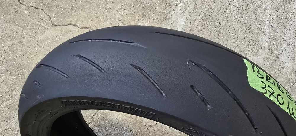 Anvelopa moto spate 180/55zr17 Bridgestone battlax hypersport s22r