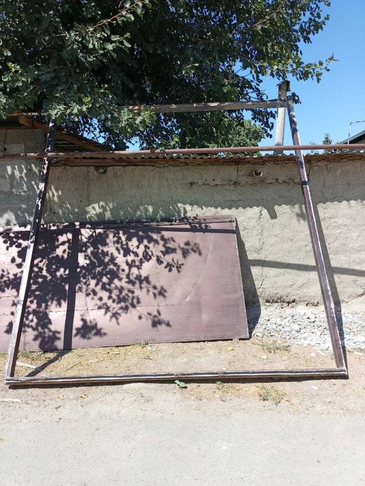 Дарвоза сотилади 3х3х33