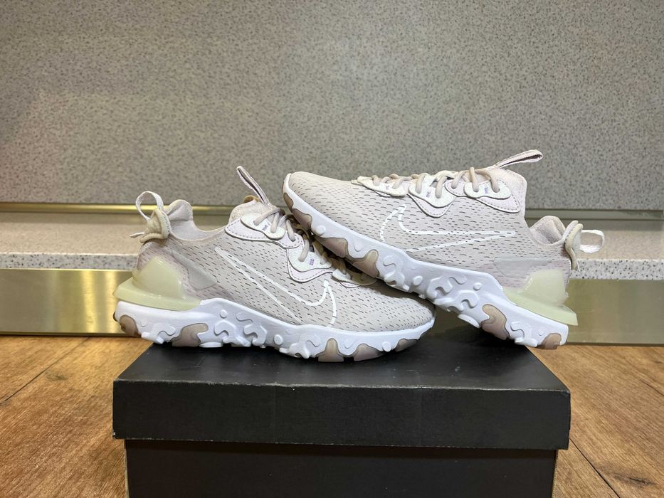 ОРИГИНАЛНИ *** Nike React Vision "Venice Lilac"