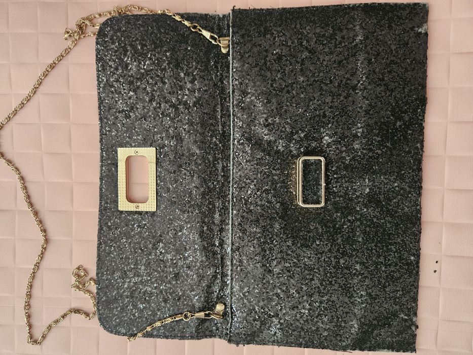 Дамски официален клъч