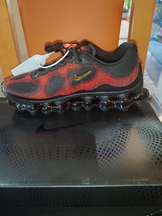 Nike air liquid max