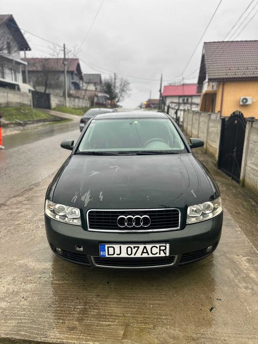 Vând audi A4 B6 negociabil