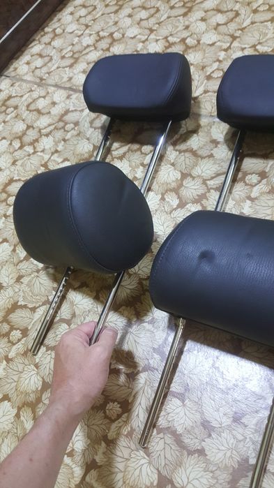 подголовник Audi A6  Podgolovnik