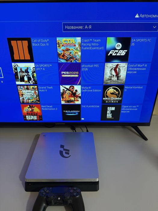 Playstation 4 Slim 1TB Goldhen