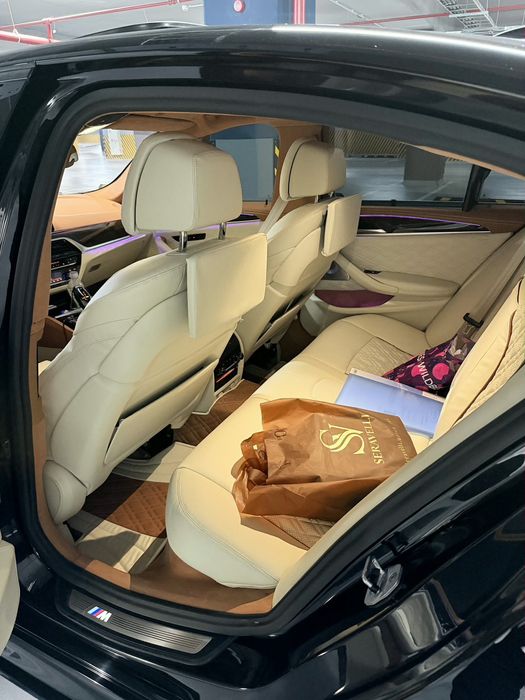 Продам свою Bmw G30 2017 (f90) Полный Фуловой комплектации!