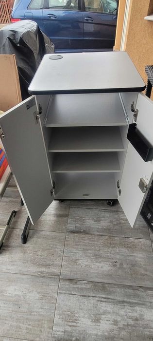 Bănci școlare(masă si scaun) și catedră învățământ primar și preșcolar