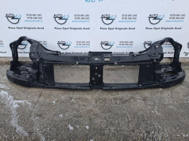 Trager calandru Nissan Interstar II BUS JD 2.5 DCI 88kw G9U-650