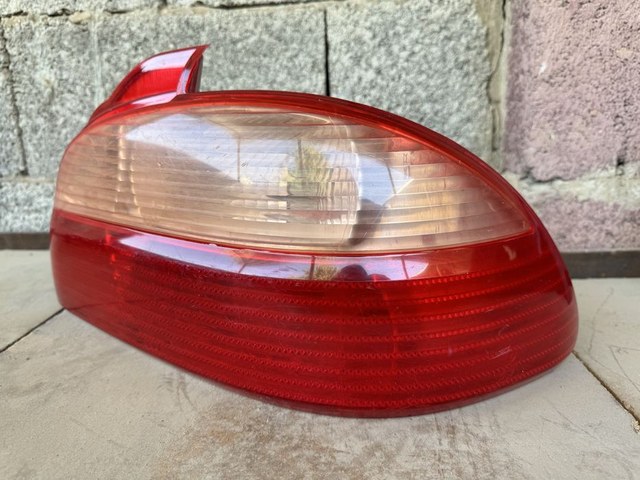 Тайота авенсис задний стоп