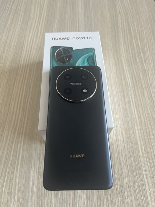 Huawei Nova 12i cu garantie.