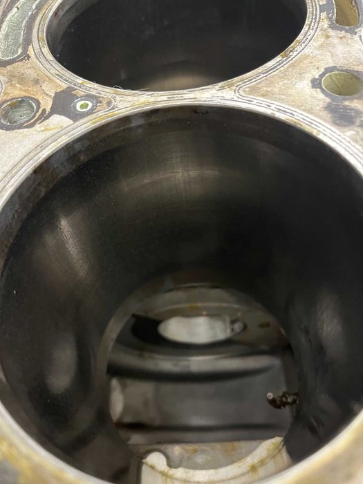 Блок двигател M156 6.2 V8 63 AMG 63AMG E63 ML63 Cl63 CLS63 C63 SL63