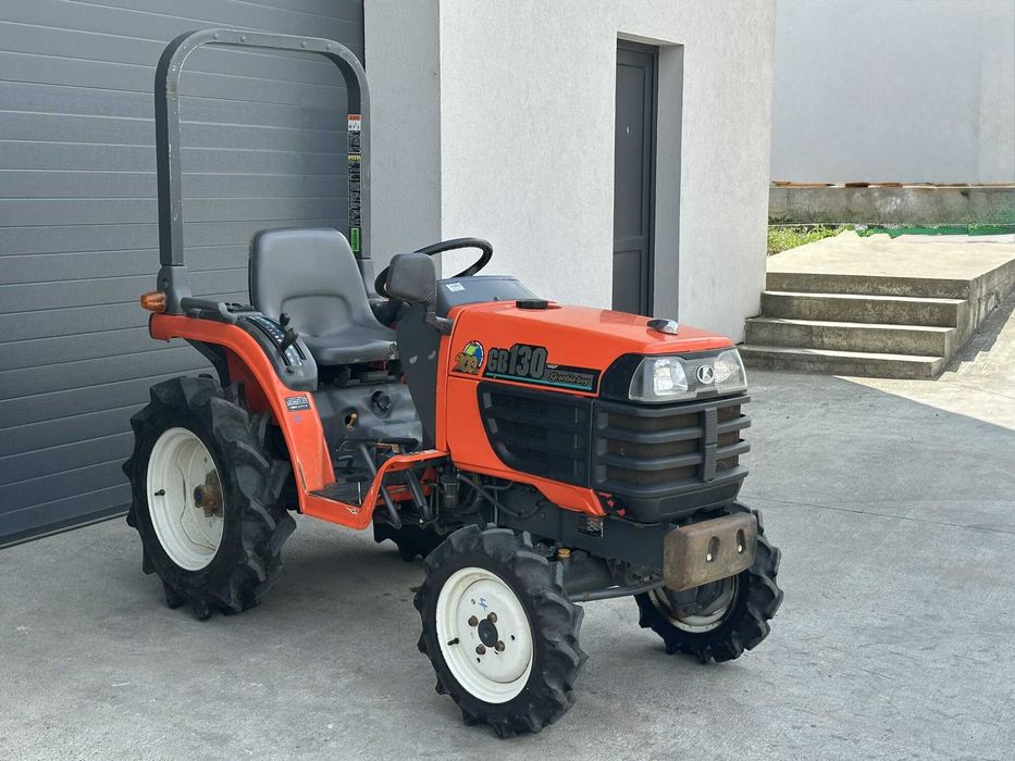Tractor Japonez Kubota GB130, 13CP, 4X4 cu freza de sol
