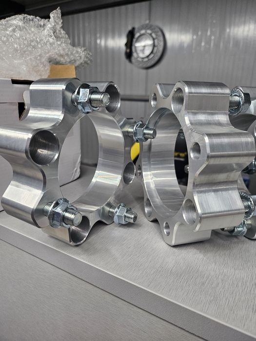 Distantieri/Placute Frana/Pivoti CF MOTO