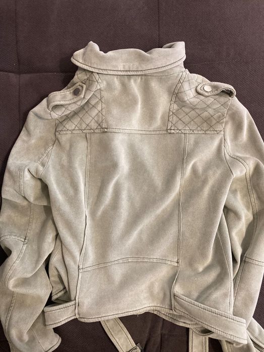 Сако H&M в два цвята, Дамско яке New Yorker , широк панталон Sinsay