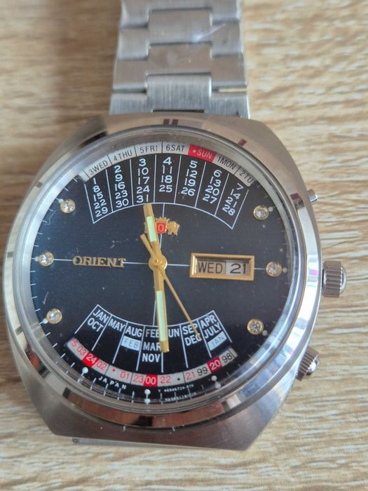 Ceas orient multicalendar automatic.