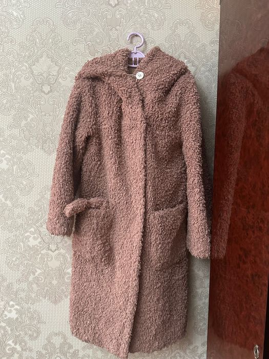 Продам верхнюю одежду