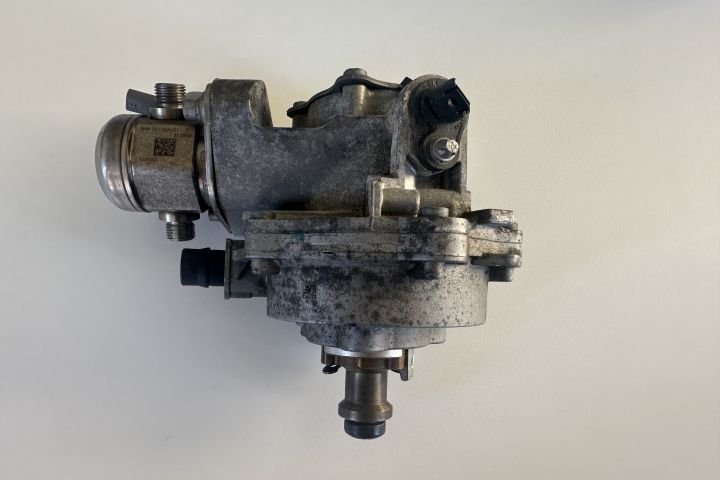 Pompa Inalte 3.5i 306cp 13518604231 11668618897-04 BMW Seria 4 F32/F3