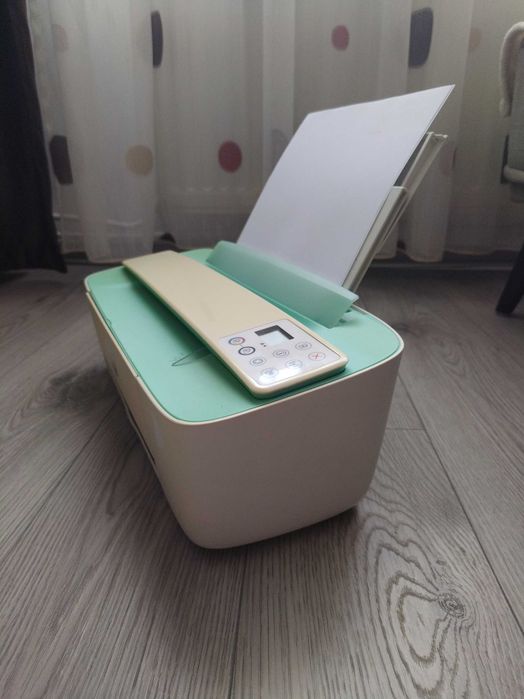 HP DeskJet 3700 multifuncțională (printare, scanare, copiere) – stare bună