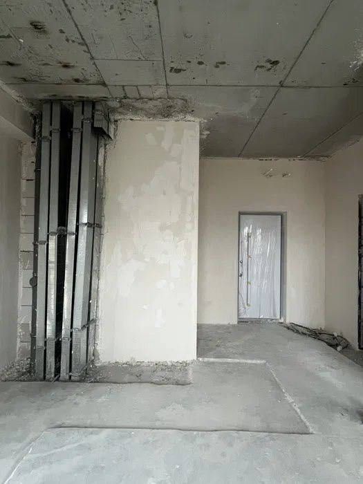 Mirabad Avenue Продается 2 комнатная квартира коробка Гостиница Россия