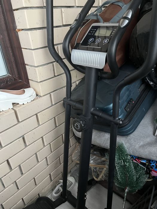 Эллиптический тренажер