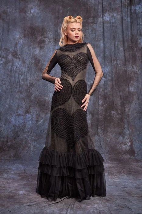 Rochie neagră de gală