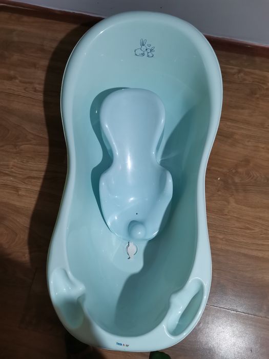 Корито, стойка и подложка за бебе