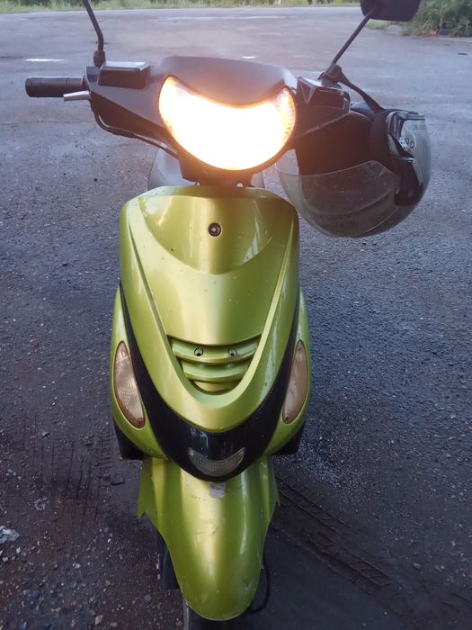 Продам скутер 2012 год