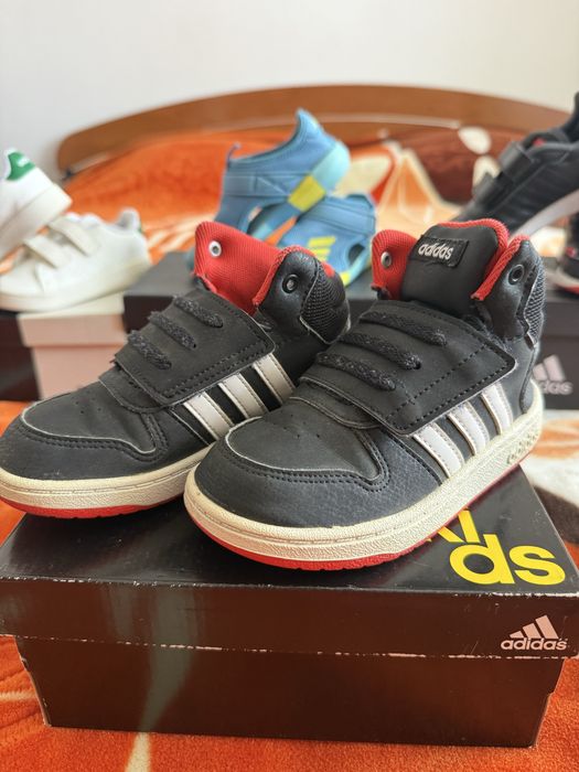 Adidasi copii dIferite modele