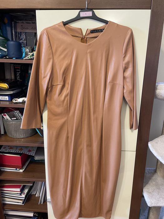 Rochie caramel Poema piele sintetica