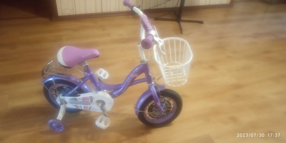 Продам велосипед для девочки