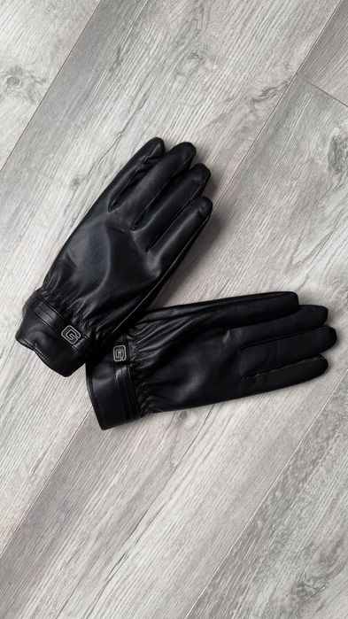 Дамски зимни ръкавици