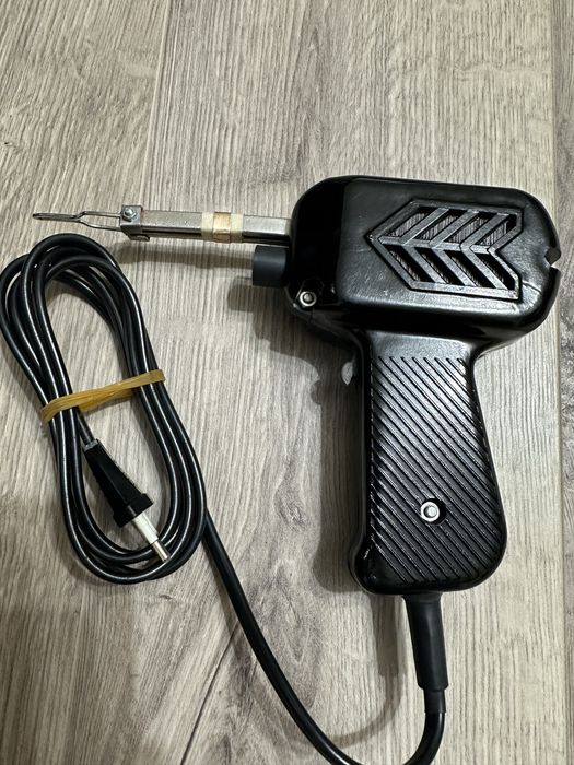 Pistol de lipit românesc 100w