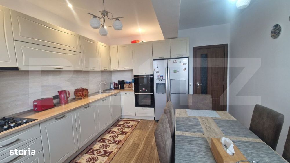 Apartament 3 camere decomandat , 2 bai ,105 mp cu balcon, Tractorul