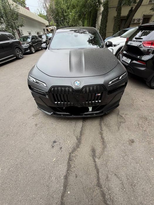 Bmw 760i продается