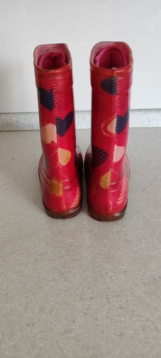 Продам резиновые сапоги детские