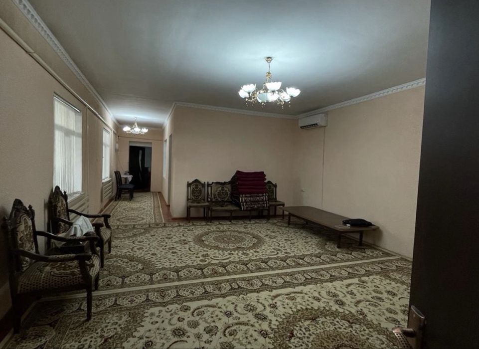 Продается дом с теплицей