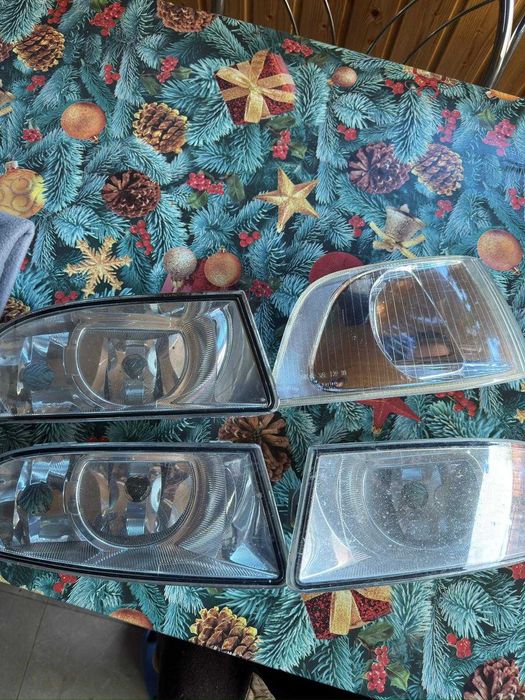 Vând stopuri / lămpi spate auto/tirile – mai multe modele