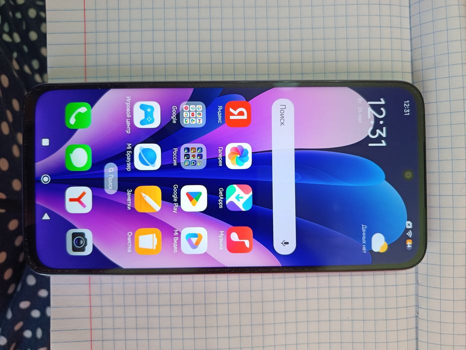 Продаю смартфон Redmi 15